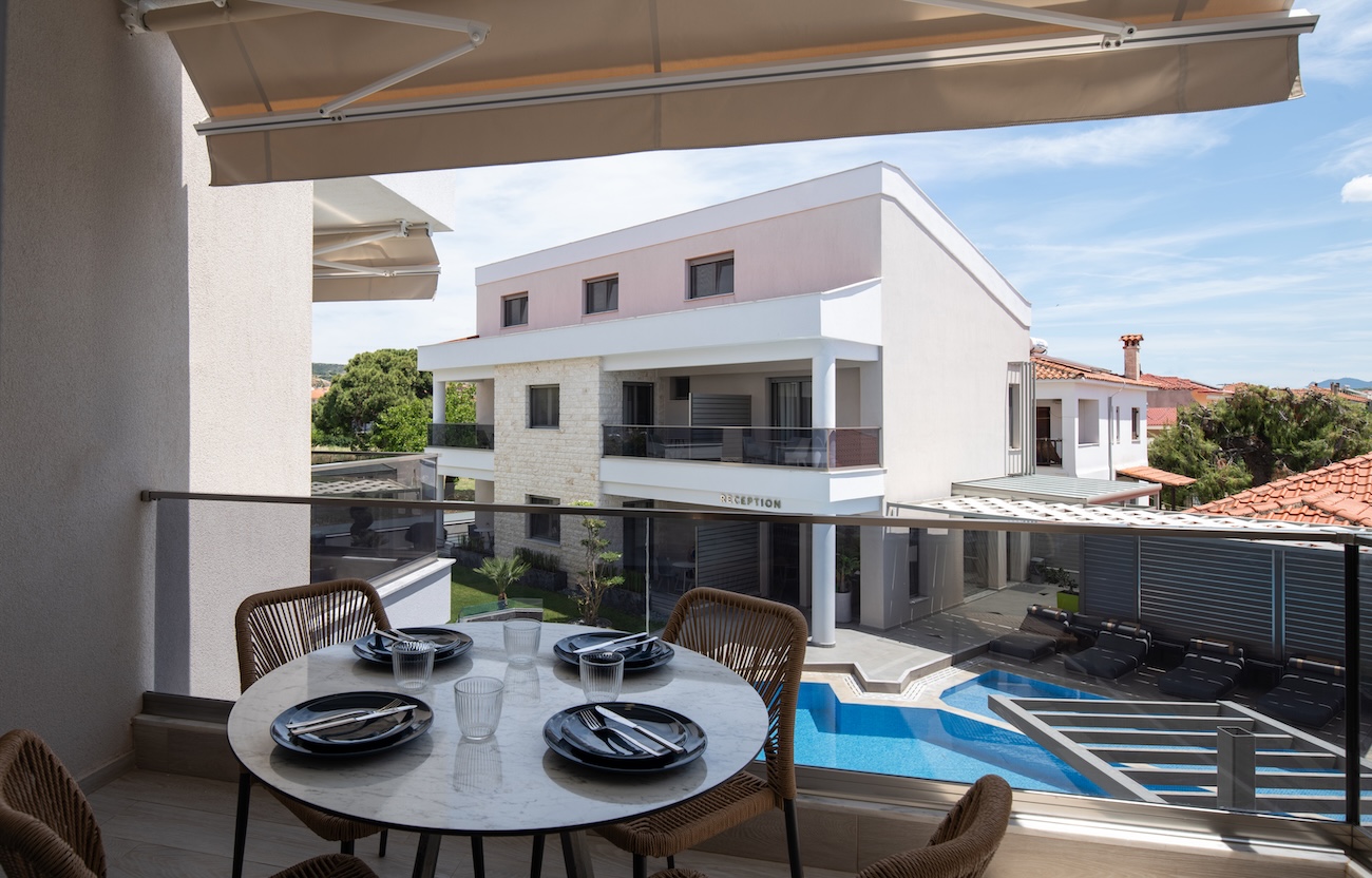 Tiara Holidays - Leon Villas - Two Bedroom Maisonette - balcony